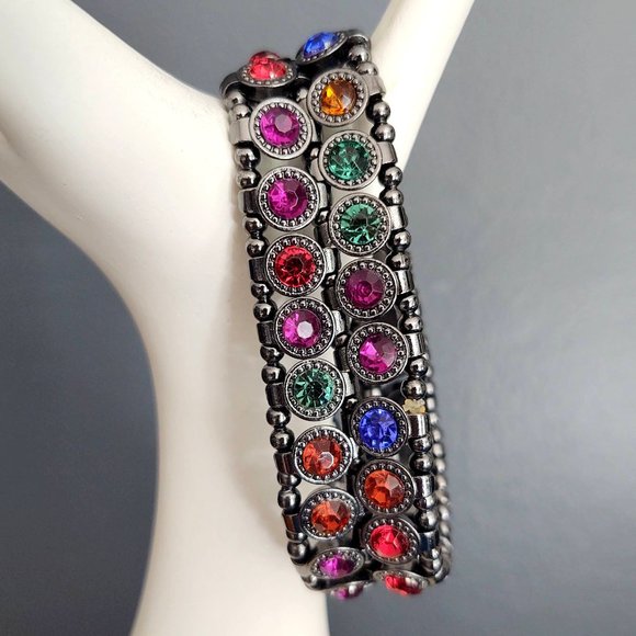 Hematite stretch bracelet with jewel toned beads - Picture 4 of 10